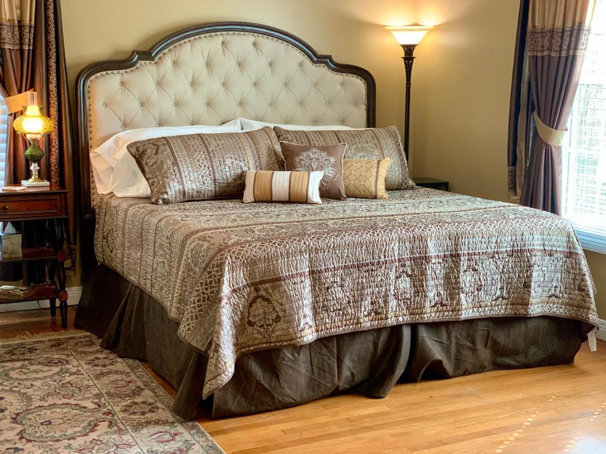 Hill House Bed And Breakfast Loretto ภายนอก รูปภาพ