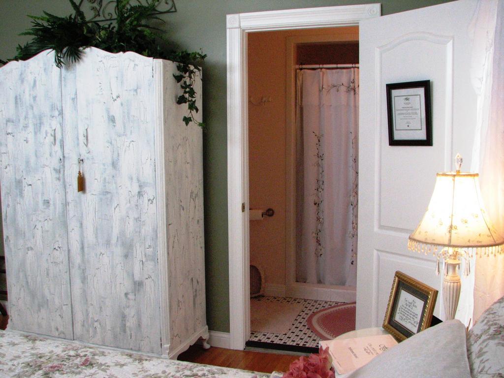 Hill House Bed And Breakfast Loretto ห้อง รูปภาพ